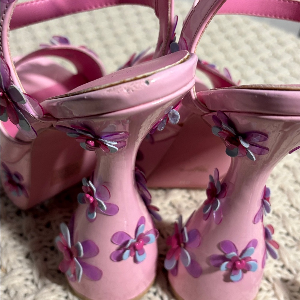 Super fun Sugar Thrillz brand platforms - Picture 4 of 14